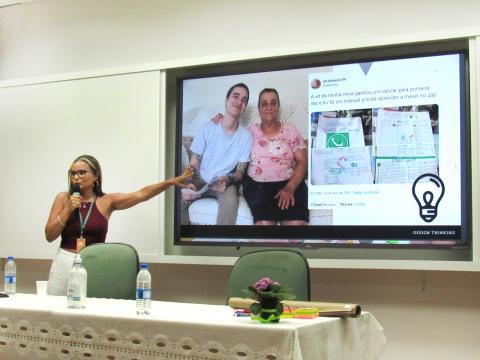 Coordenadora de soluções educacionais da Escola Corporativa participa da maratona HackGirls