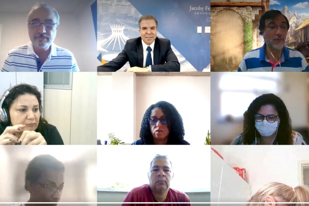 A contratação direta sem licitação foi tema de palestra realizada pela Escola Corporativa