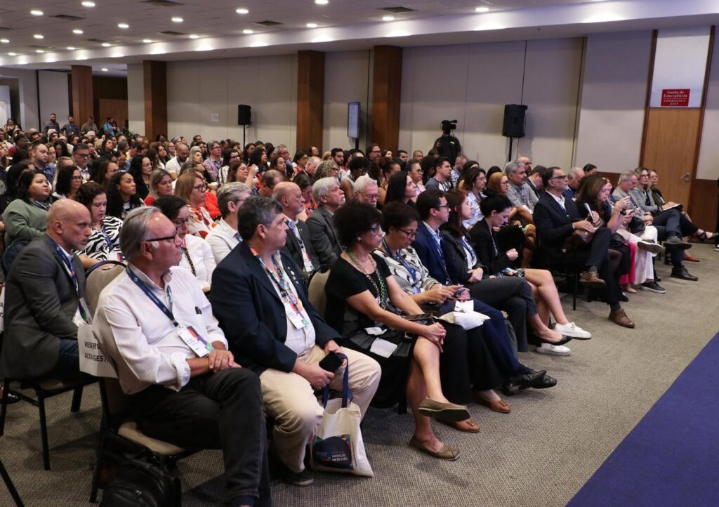 Encontro reuniu mais de 350 trabalhadores da Fiocruz para discutir temas relacionados à gestão